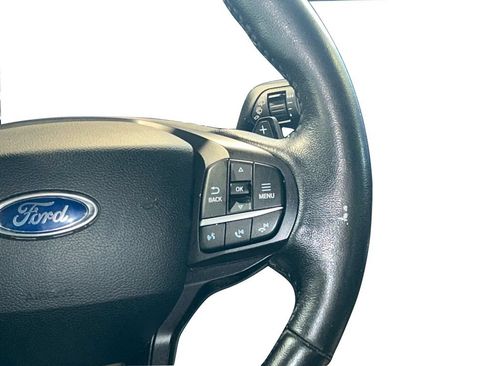 Used 2020 Ford Explorer XLT w/ Equipment Group 202A AWD/4WD image 37