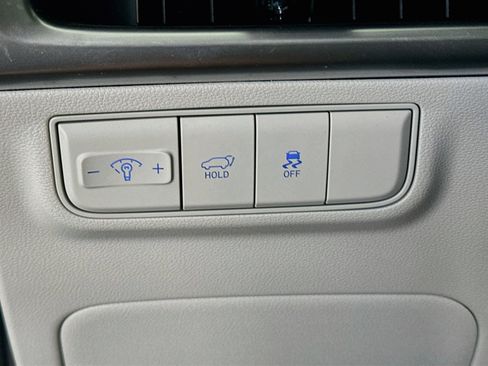 Used 2025 Hyundai Tucson SEL FWD image 17