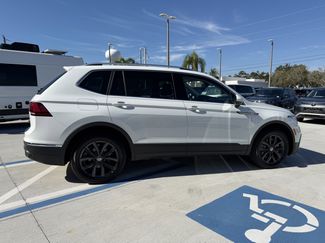 Certified 2024 Volkswagen Tiguan SE video 2