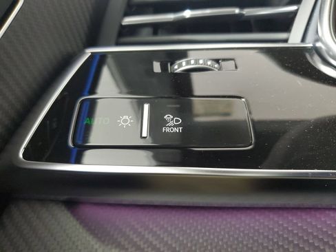 New 2026 Audi Q8 Prestige AWD/4WD image 35