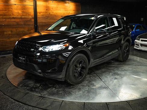 Used 2023 Land Rover Discovery Sport S image 2