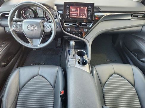 Used 2024 Toyota Camry SE image 27