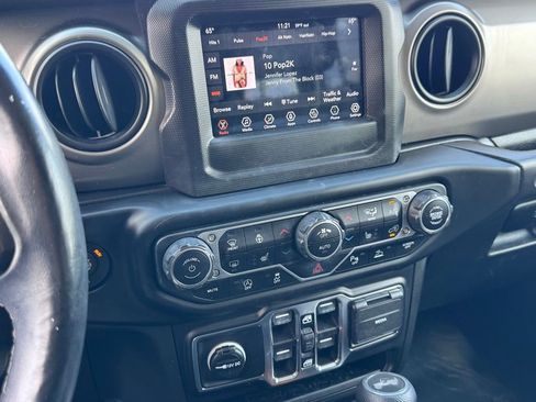 Used 2021 Jeep Wrangler Unlimited Sport AWD/4WD image 15