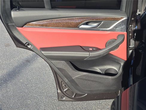 Used 2024 BMW X4 xDrive30i image 10