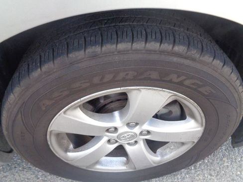 Used 2017 Toyota Sienna LE image 35