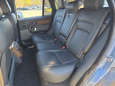 Used 2019 Land Rover Range Rover HSE image 15