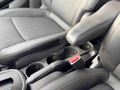 Used 2021 Chevrolet Trax LT w/ Sport Edition image 18