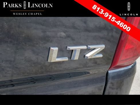 Used 2022 Chevrolet Silverado 1500 LTZ w/ Z71 Off-Road Package AWD/4WD image 15