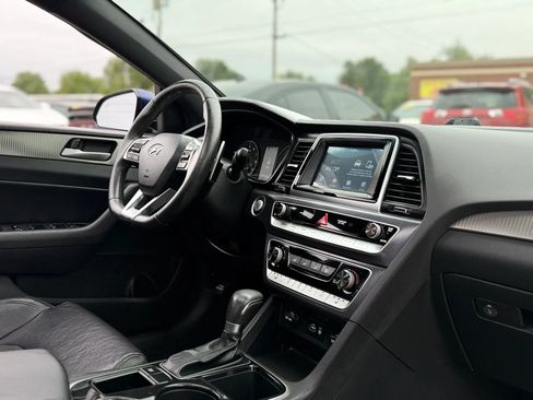 Used 2018 Hyundai Sonata Sport FWD image 42