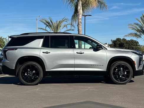 New 2026 Chevrolet Traverse RS w/ LPO, Illumination Package image 3