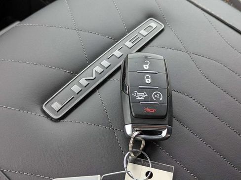 New 2026 RAM 2500 Limited AWD/4WD image 31