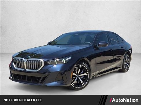 Used 2026 BMW 530i w/ M Sport Package RWD image 1