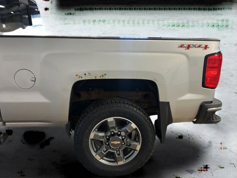 Used 2015 Chevrolet Silverado 2500 LTZ AWD/4WD image 9