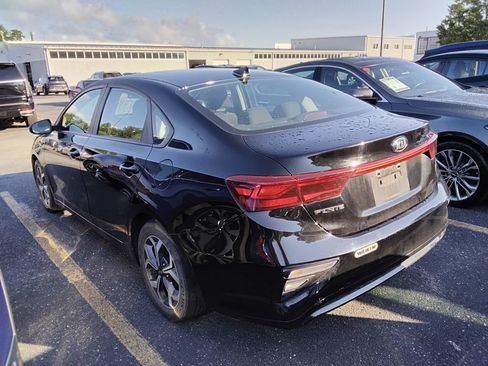 Used 2021 Kia Forte LXS FWD image 5