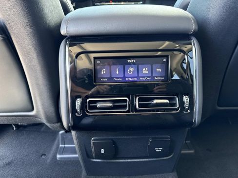 New 2026 Lincoln Aviator Reserve AWD/4WD image 16