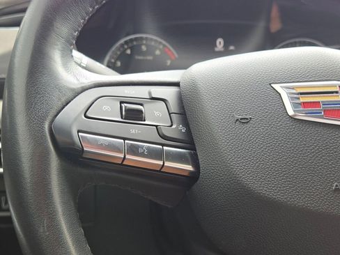 Used 2023 Cadillac XT4 Premium Luxury image 33