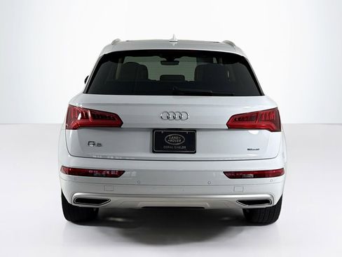 Used 2020 Audi Q5 2.0T Premium Plus w/ Premium Plus Package image 4