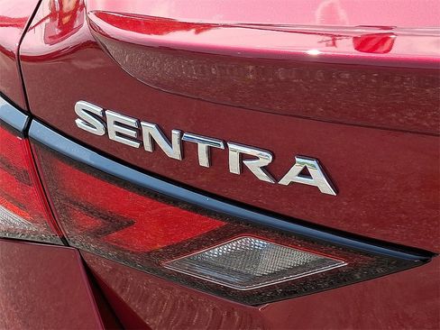 Used 2023 Nissan Sentra SR image 29