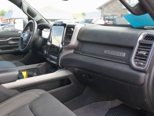 Used 2024 RAM 1500 Big Horn AWD/4WD image 33