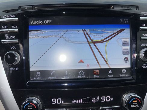 Used 2017 Nissan Murano SL w/ SL Technology Package image 21