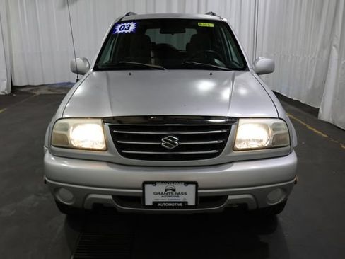 Used 2003 Suzuki XL7 4WD image 8