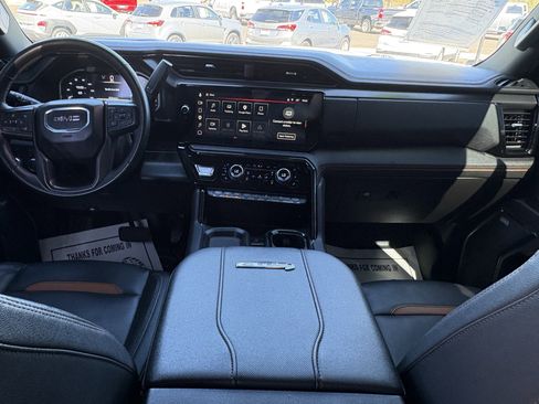 Used 2024 GMC Sierra 2500 AT4 w/ AT4 Premium Plus Package image 16