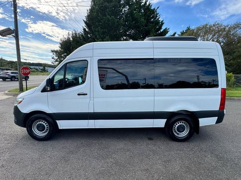 Used 2024 Mercedes-Benz Sprinter 2500 image 9