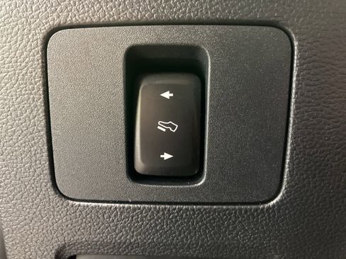 Used 2022 Ford F250 Lariat image 18