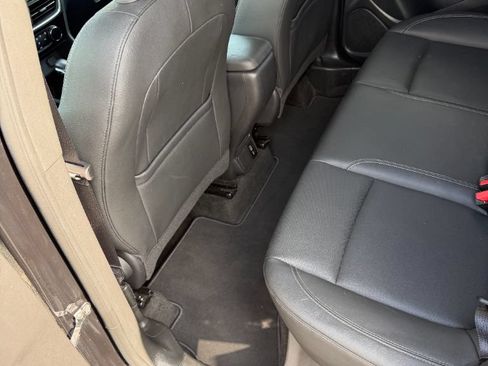 Used 2024 Buick Encore GX Sport Touring FWD image 16