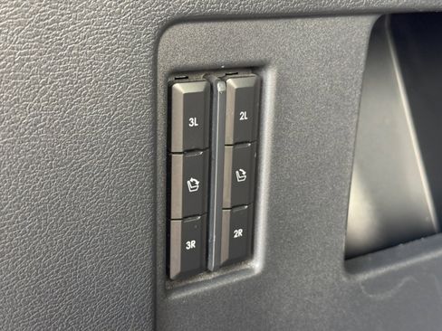 Used 2023 Lincoln Navigator L Reserve w/ Equipment Group 201A image 43