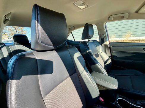 Used 2017 Toyota Corolla SE w/ Carpet Mat Package (TMS) image 20