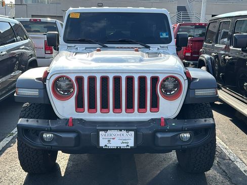 Certified 2018 Jeep Wrangler Unlimited Rubicon AWD/4WD image 2