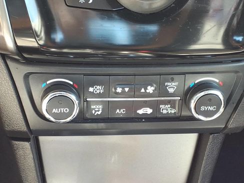 Used 2014 Acura ILX FWD image 22