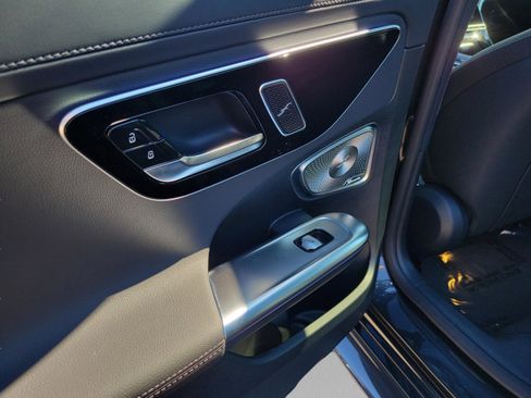 Certified 2026 Mercedes-Benz C 300 Sedan image 6