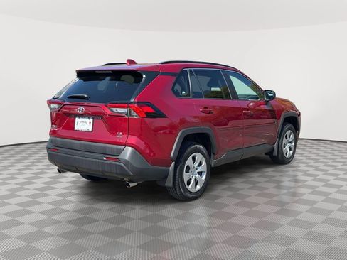 Used 2021 Toyota RAV4 LE AWD/4WD image 7