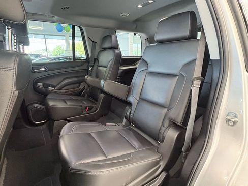 Used 2019 Chevrolet Tahoe LT w/ LT Signature Package AWD/4WD image 21