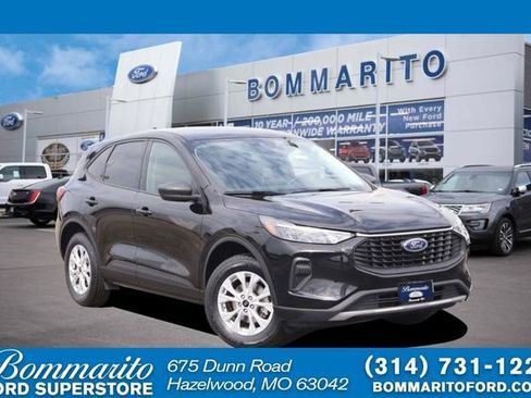 Certified 2025 Ford Escape Active image 1