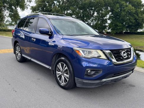 Used 2018 Nissan Pathfinder SV FWD image 35