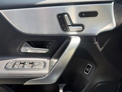 Used 2019 Mercedes-Benz A 220 4MATIC image 21