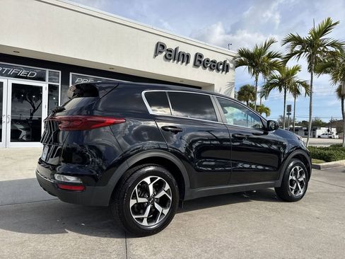 Used 2022 Kia Sportage LX image 25