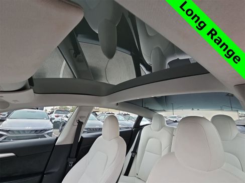 Used 2022 Tesla Model 3 Long Range image 28