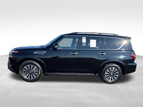 Used 2024 Nissan Armada SL w/ Midnight Edition Package AWD/4WD image 2