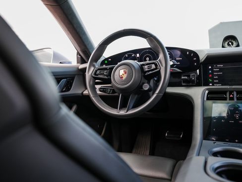 Certified 2021 Porsche Taycan Turbo S image 25