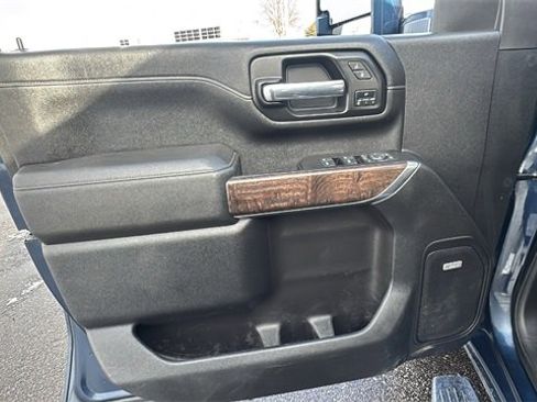 Used 2021 Chevrolet Silverado 3500 High Country w/ Technology Package image 17