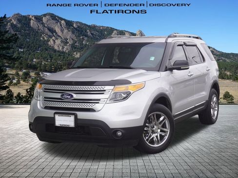 Used 2013 Ford Explorer XLT image 1