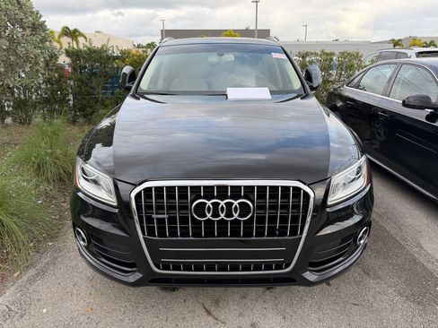Used 2017 Audi Q5 2.0T Premium Plus w/ Technology Package image 2