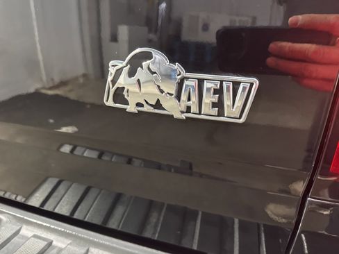 Used 2021 Chevrolet Colorado ZR2 w/ Colorado ZR2 Bison Edition image 22