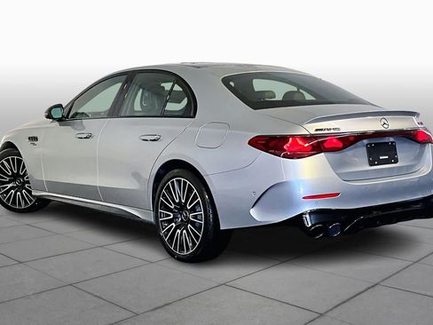 New 2026 Mercedes-Benz E 53 AMG e 4MATIC Sedan image 3