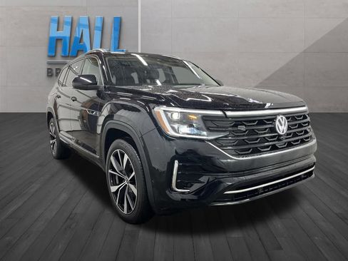 Certified 2025 Volkswagen Atlas SEL Premium R-Line image 8