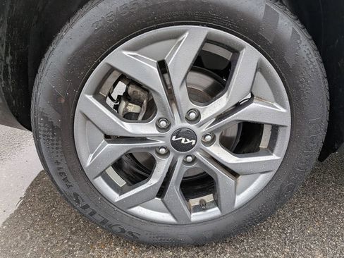 Certified 2024 Kia Seltos LX AWD/4WD image 41